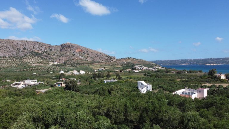 4 PLOTS WITH SEA AND MOUNTAIN VIEWS IN THE VILLAGE OF KALYVES