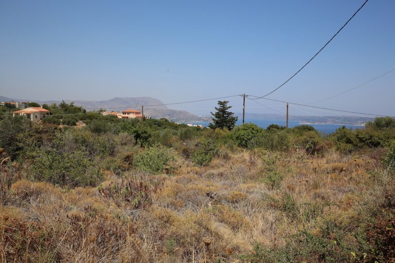 PLOT WITH SEA VIEW IN KAMPIA